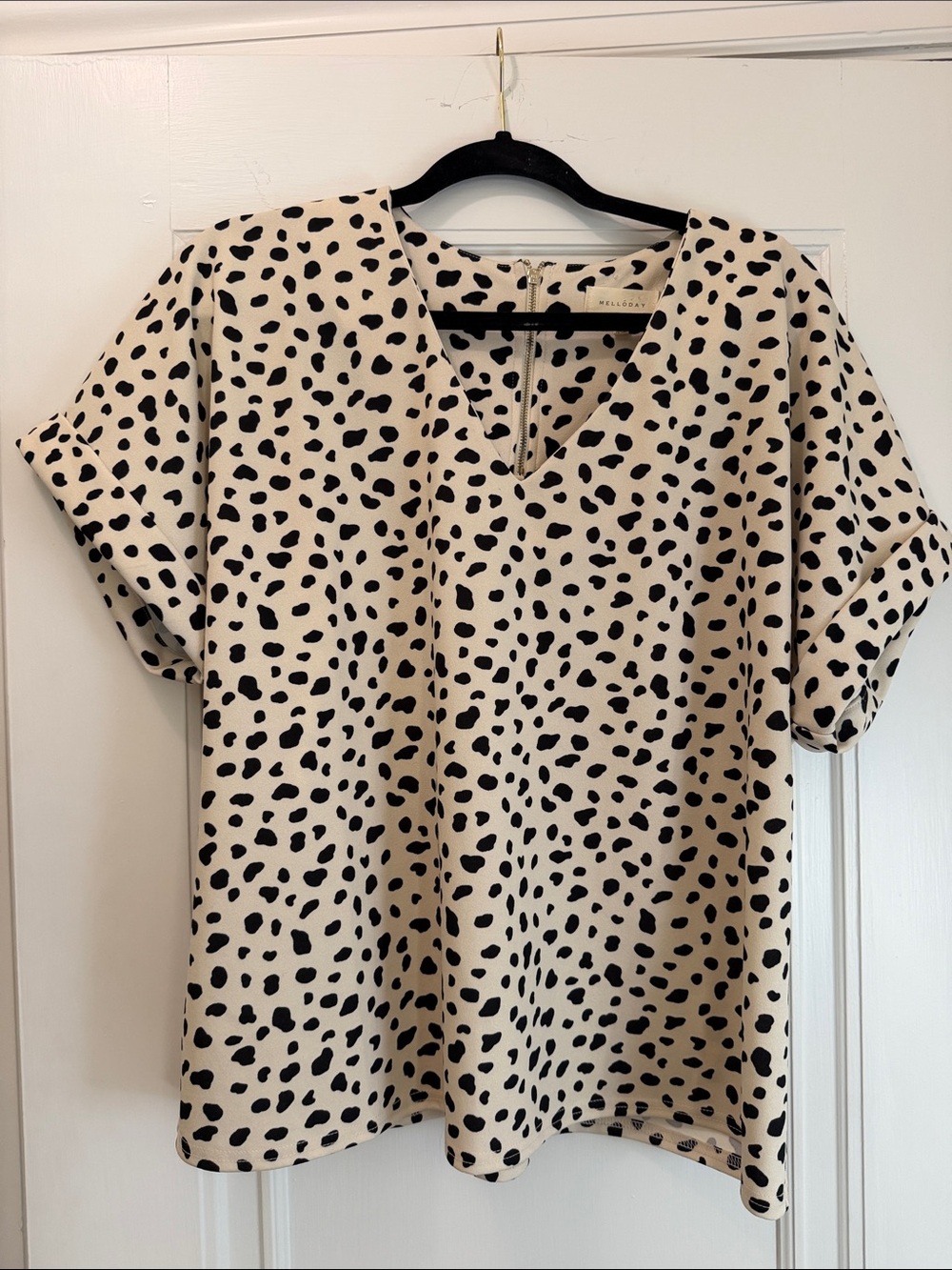 MELLODAY Cream Blouse with Black Spot Pattern